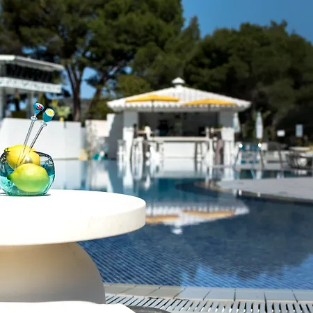 Aparthotel Sotavento Club - Adults Only 3*